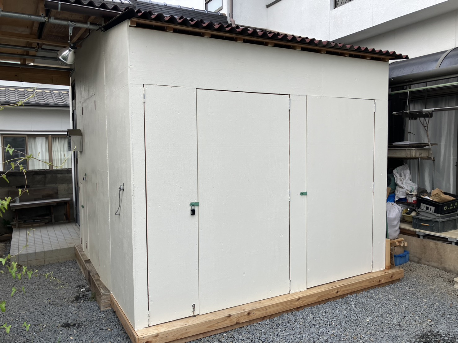 倉庫増築工事 外壁塗装完了・完成